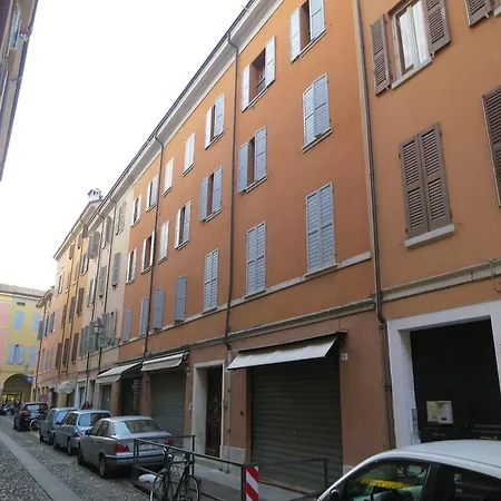 Pensionat La Scarpa Del Duca Modena